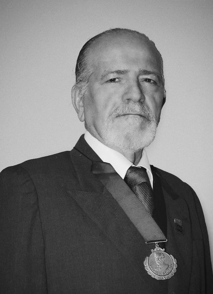 REGINALDO AYRTON PEQUENO VASCONCELOS